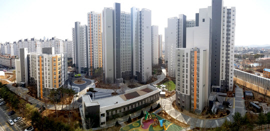 SK건설이 28일까지 첫 뉴스테이 단지인 SK뷰 파크 3차 지정 입주를 진행한다. 현재 입주율은 70% 수준이다. 디지털타임스 DB